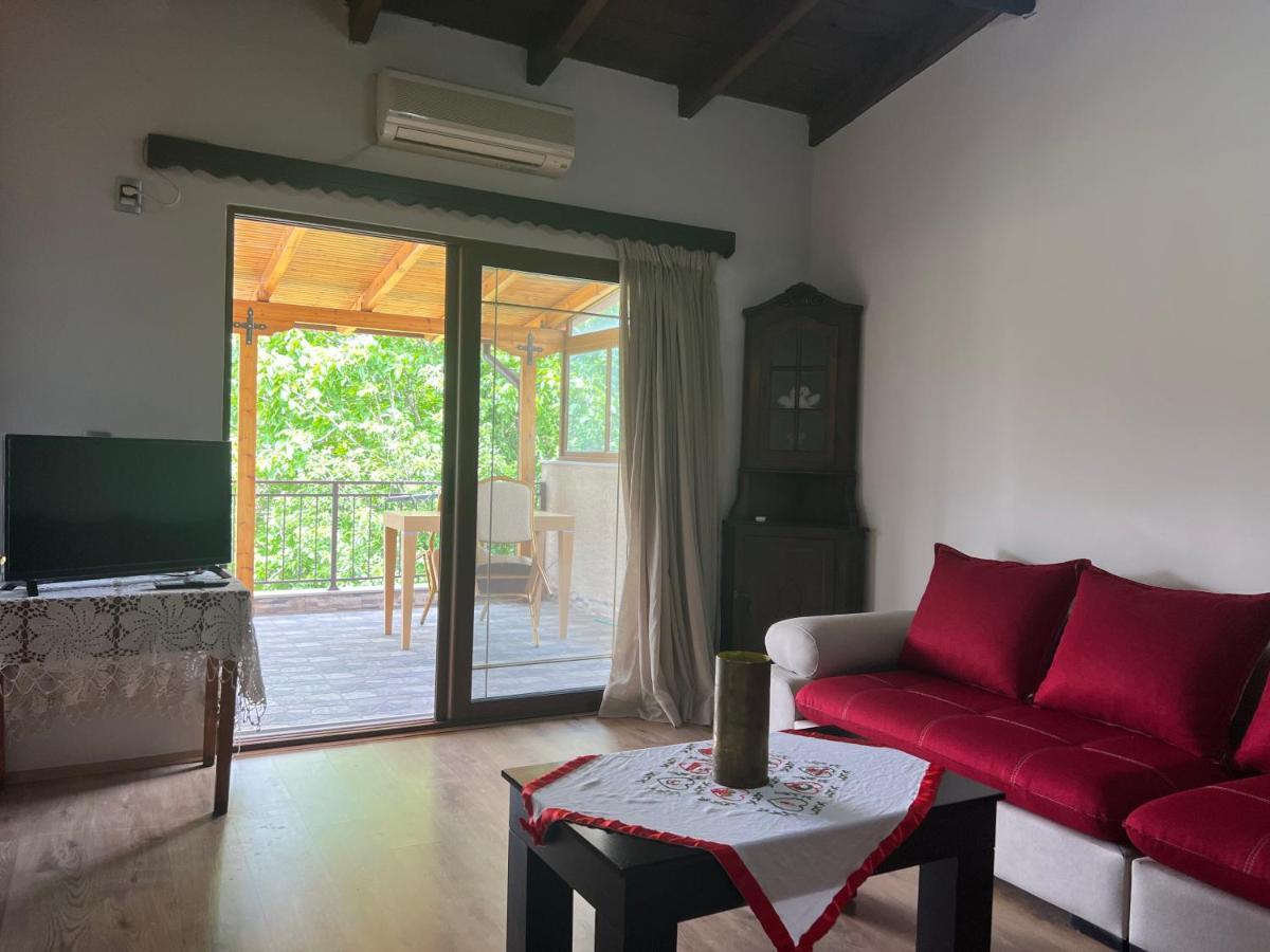 Përmet Anastasia'S Guest House מראה חיצוני תמונה